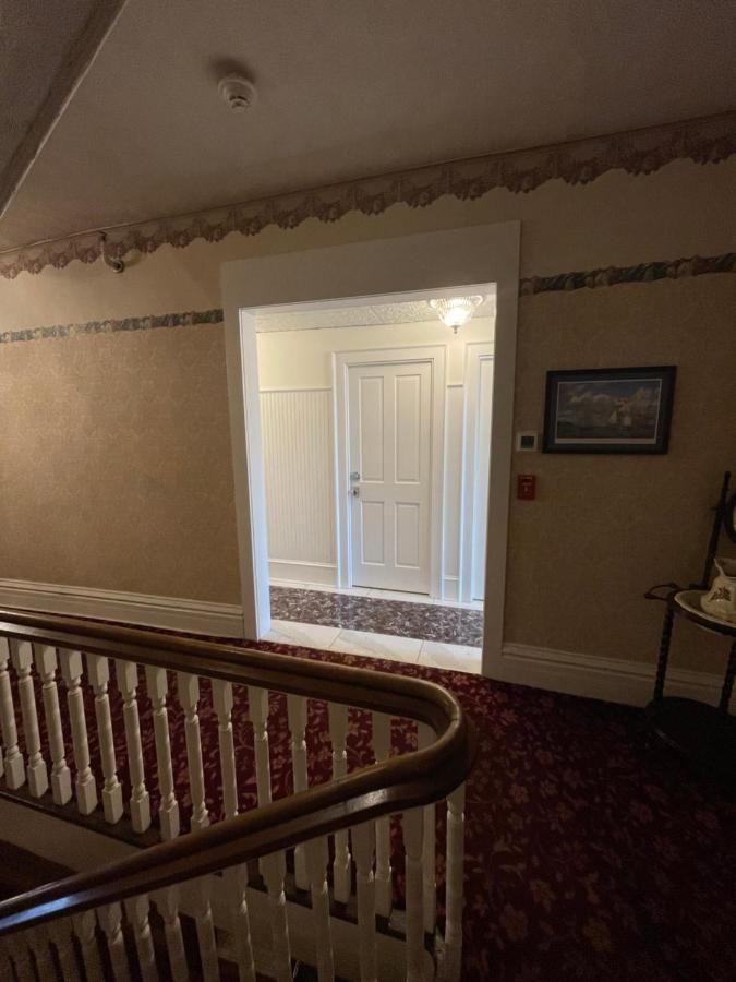 بوت-إن-باي The Historic Park Hotel المظهر الخارجي الصورة